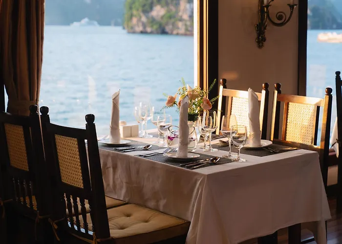 Indochina Heritage Cruise 5* Ha Long